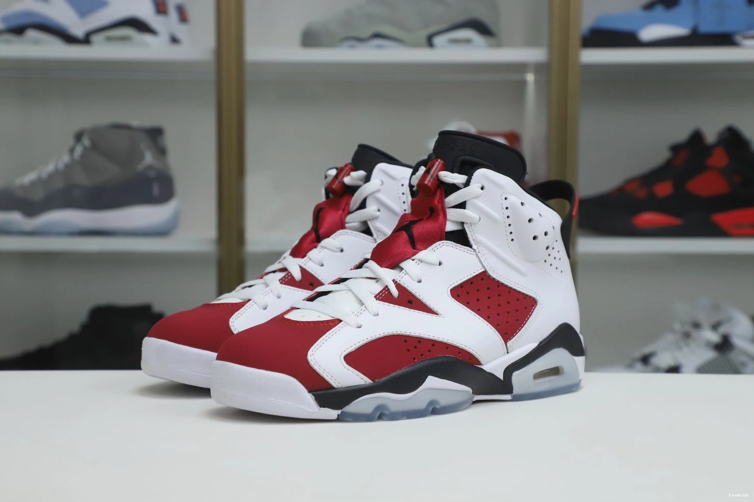 6 'CARMINE' AIR JORDAN 2021 OG RETRO 0822